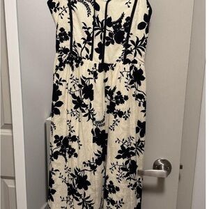 Elegant Black and White Floral Jumpsuit
